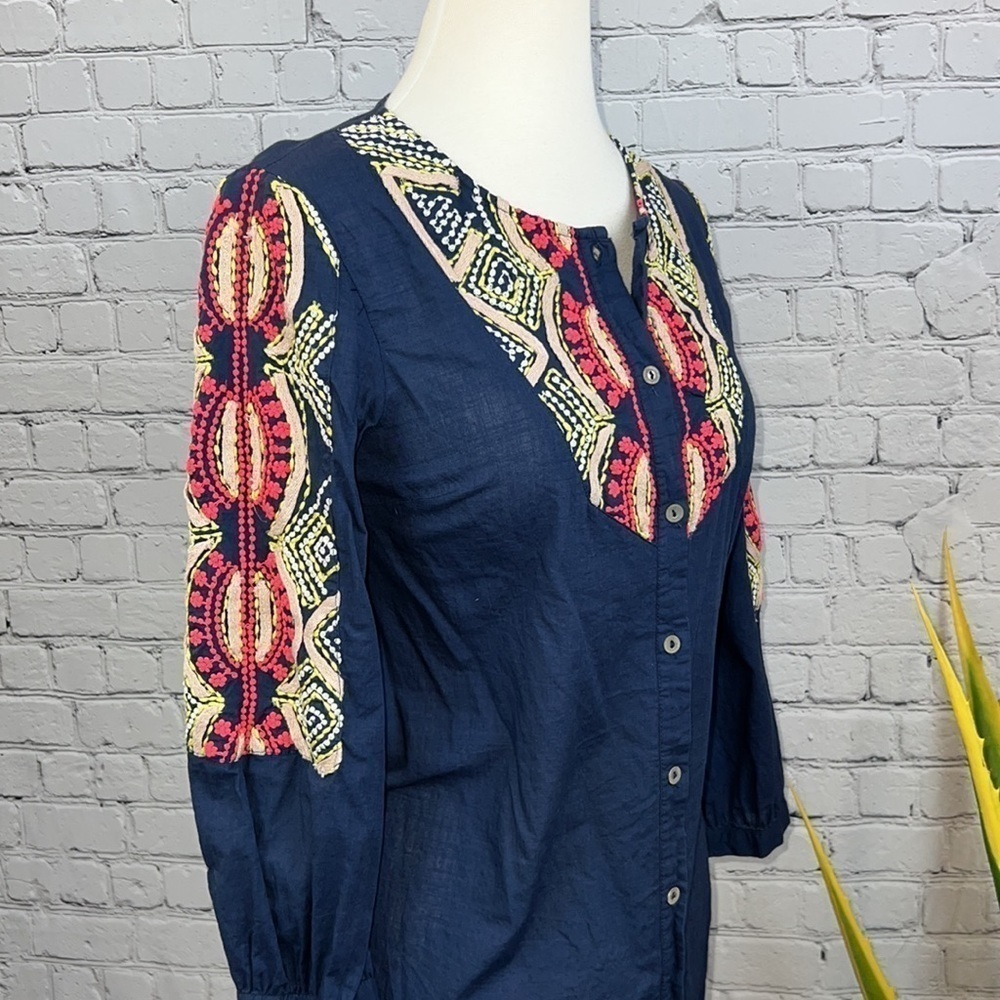 ANTHROPOLOGIE Hei Hei Navy Embroidered Tunic Top Size 2